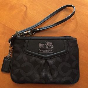 Wristlet
